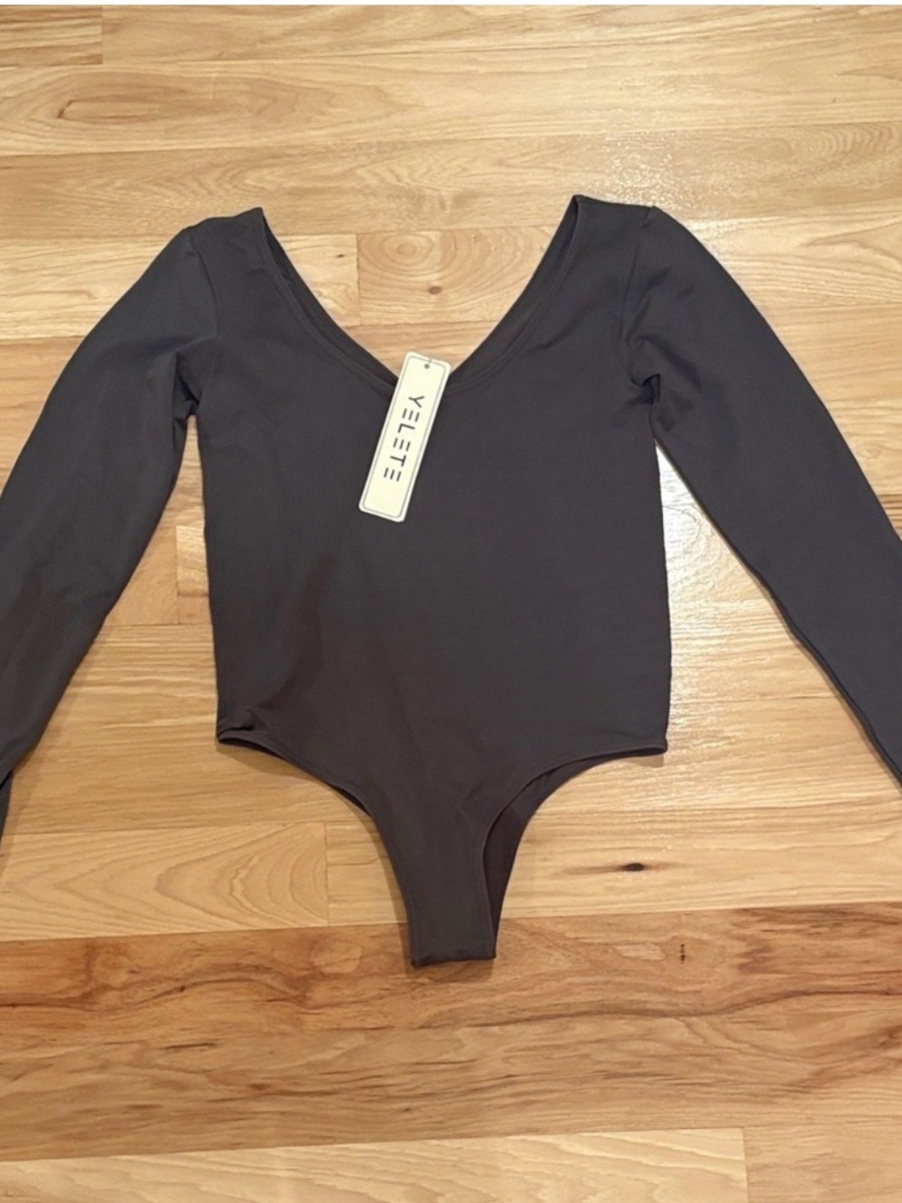 VELETE Long Sleeve Scoop Neck Bodysuit in Charcoal NWT
